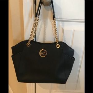 Michael Kors Jet set purse
